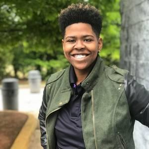 Meet your Posher, Jazmin